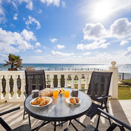 Apartment On Beach Mijas Sitio de Calahonda Εξωτερικό φωτογραφία