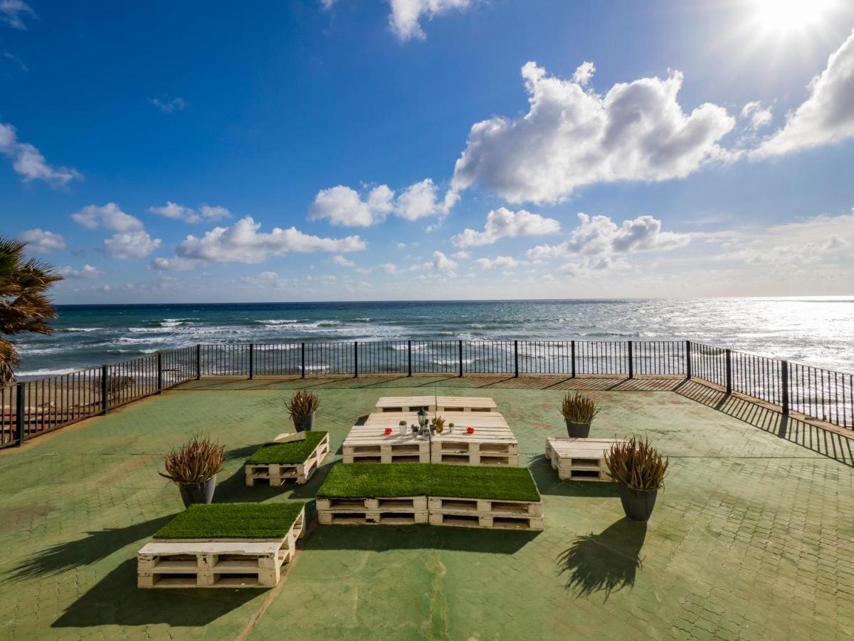 Apartment On Beach Mijas Sitio de Calahonda Εξωτερικό φωτογραφία