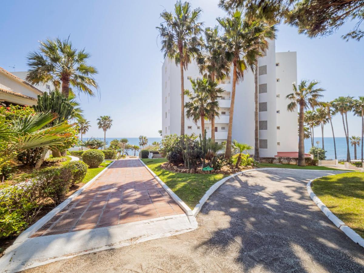 Apartment On Beach Mijas Sitio de Calahonda Εξωτερικό φωτογραφία