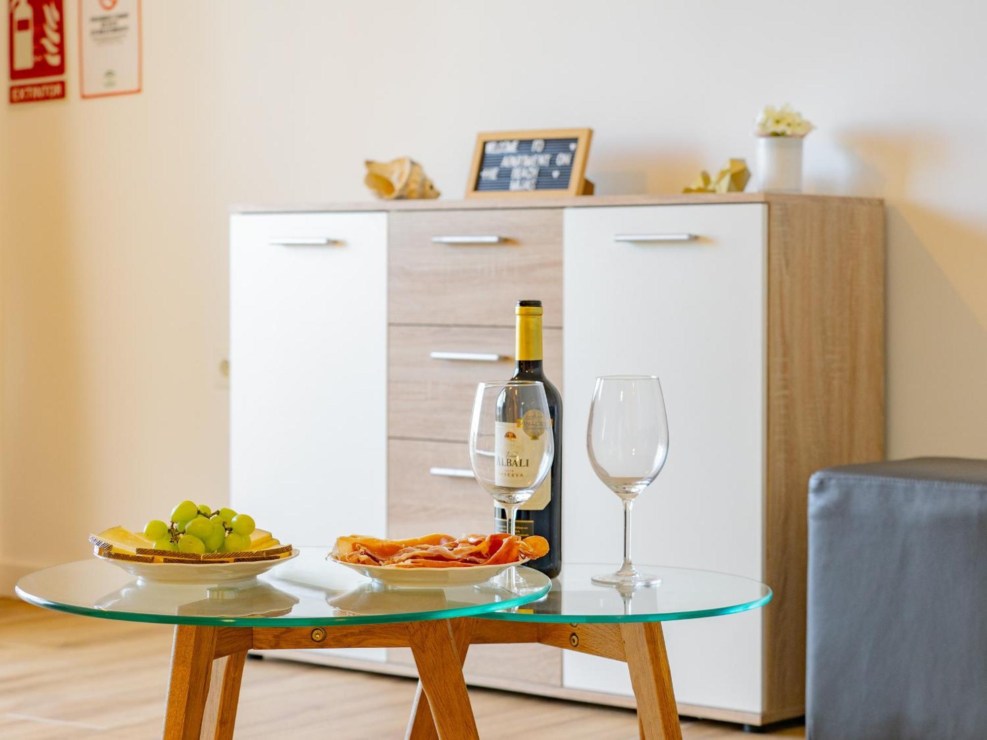 Apartment On Beach Mijas Sitio de Calahonda Εξωτερικό φωτογραφία